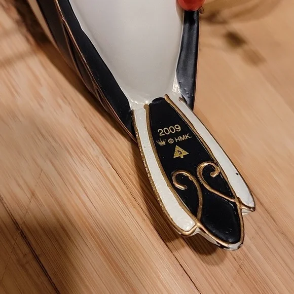 hallmark red-headed woodpecker 5th in series 2009 ornament - Picture 5 of 5